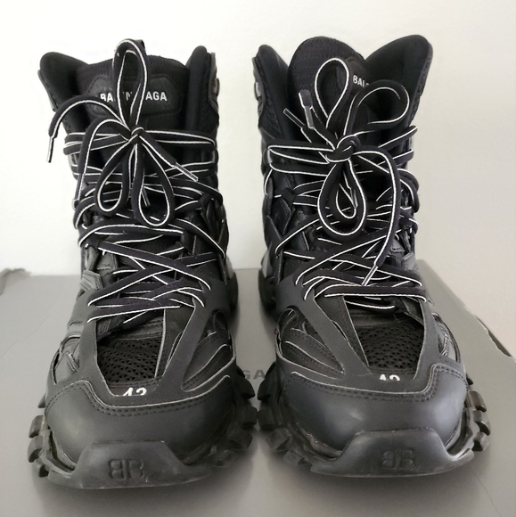 Balenciaga Track High Trainers - Picture 2 of 6